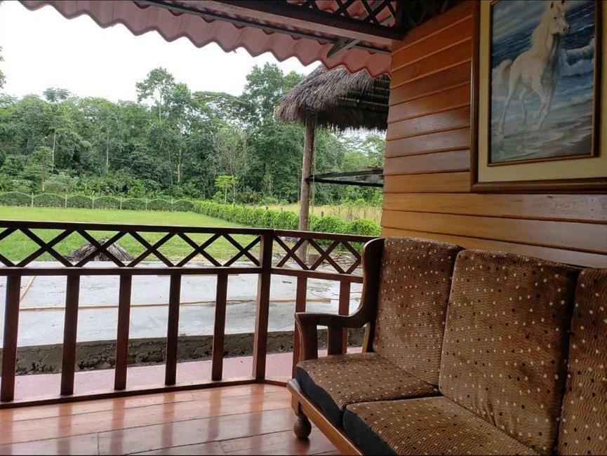 Quinta Primavera - Hosteria Campestre Nueva Loja Ngoại thất bức ảnh